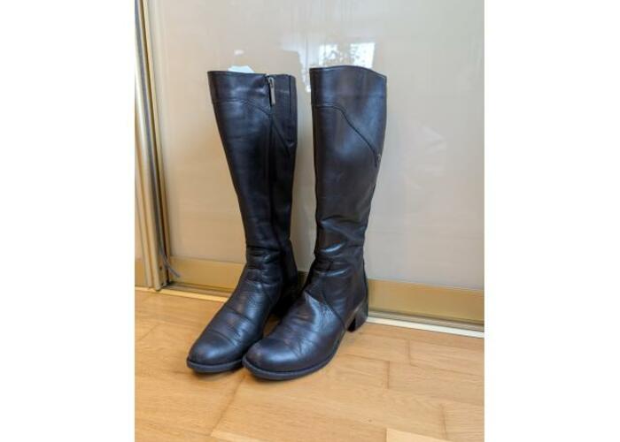 Grajewo ogłoszenia: Sprzedam:
- buty skórzane w dobrym stanie, bardzo wygodne;...