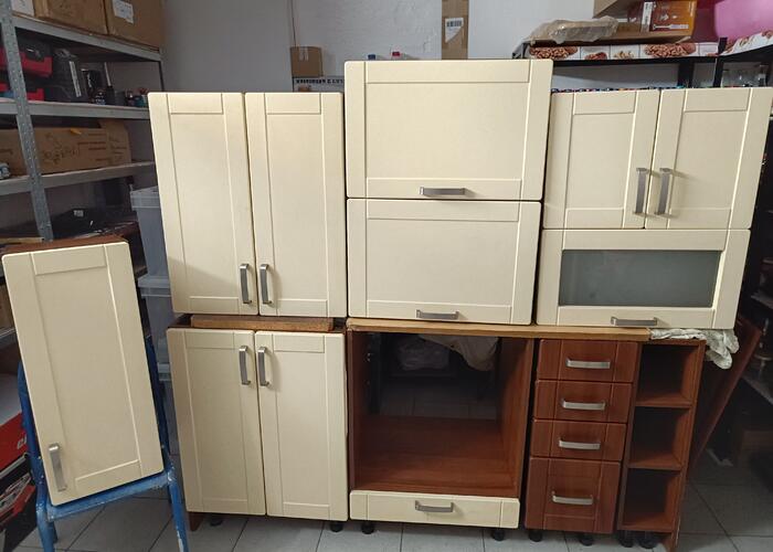 Grajewo ogłoszenia: Sprzedam szafki kuchenne widoczne na zdjęciu, wiecej informacji na...